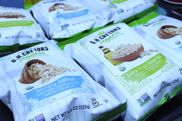 popcorn.JPG Smart Snacking with G.H. Cretors organic popped corn