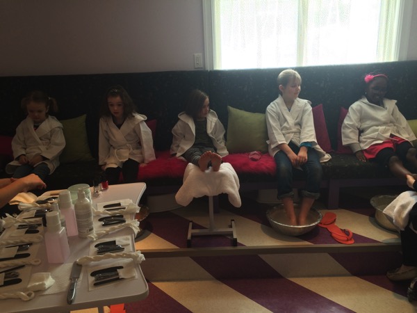 Spa-dee-da Children's Kindness Spa in Bedford