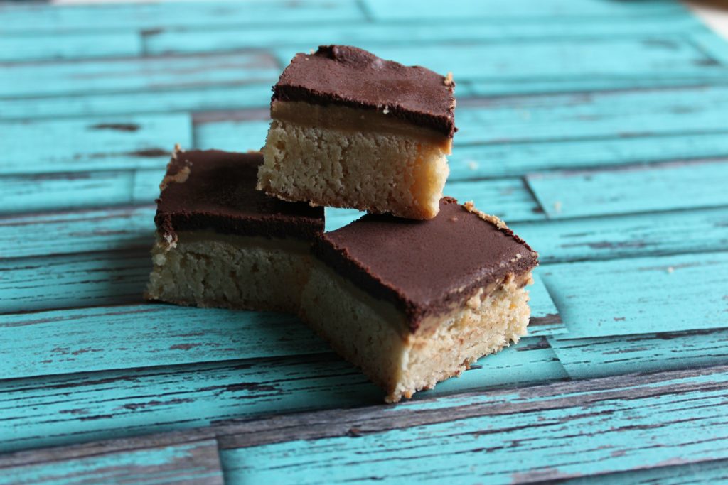This Dark Chocolate Cookie Butter Blondie Bars recipe is going to quickly become a Christmas favourite! This Dark Chocolate Cookie Butter Blondie Bars recipe is going to quickly become a Christmas favourite!