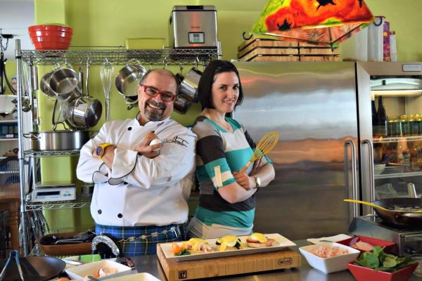 Introducing Eggcentric TV, brought to you by the Egg Farmers of Canada. Get great recipes, tips and egg hacks to make your meals EGGcellent!